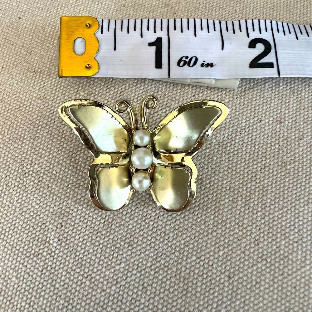 Vintage Rare Duo Butterfly Brooch Set Gold Tone Faux Pearl Accent - Picture 12 of 12